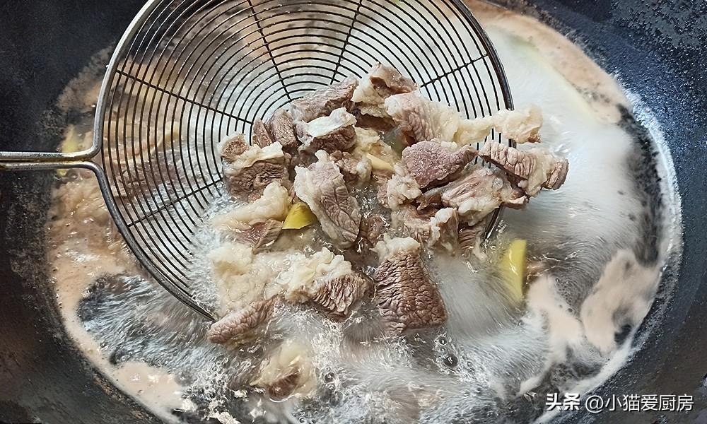 图片[7]-【番茄土豆炖牛腩】做法步骤图 汤汁浓稠 年夜饭做来吃不错-起舞食谱网