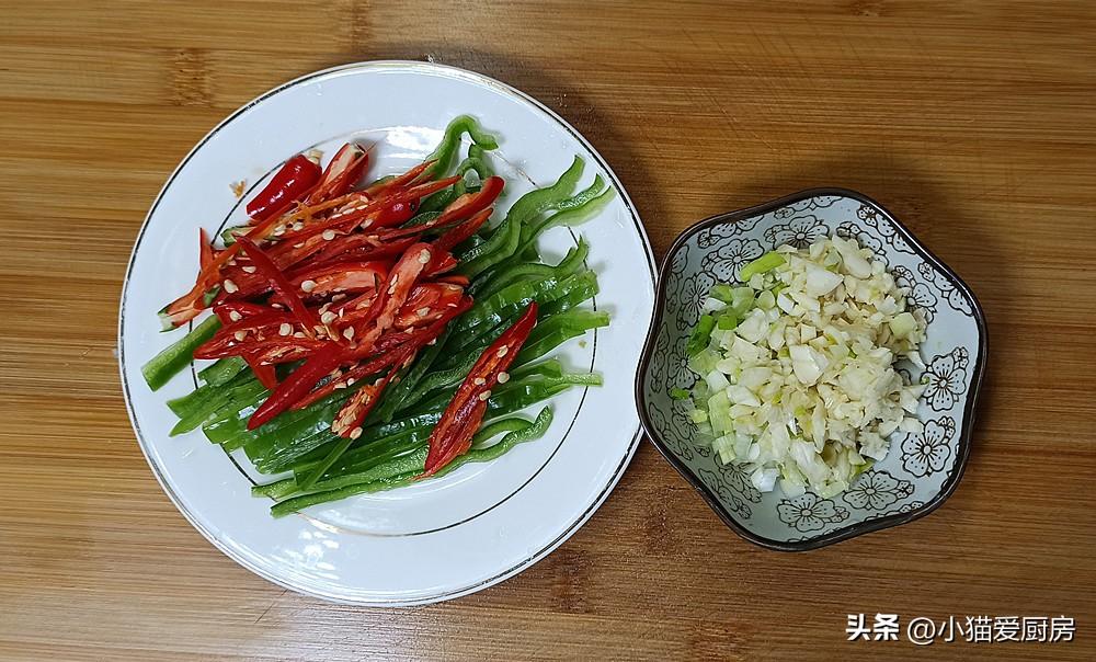 图片[6]-【豆芽炒肉】做法步骤图 清脆爽口不出汤 好吃下饭-起舞食谱网