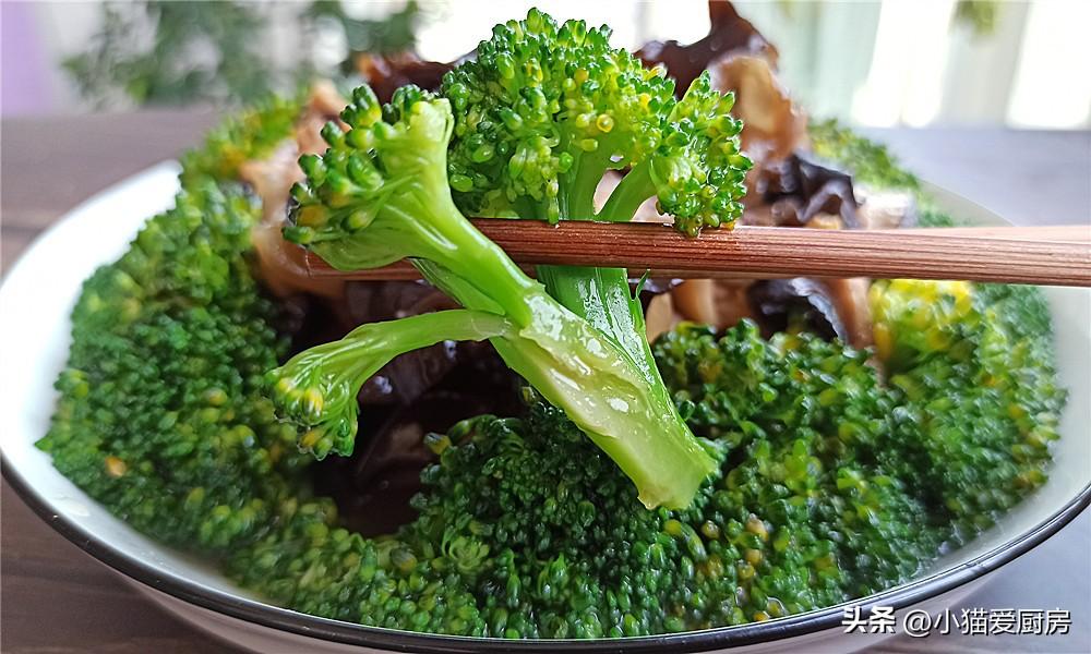 图片[13]-【香菇木耳会西蓝花】做法步骤图 营养好吃 不错的过年解腻菜-起舞食谱网