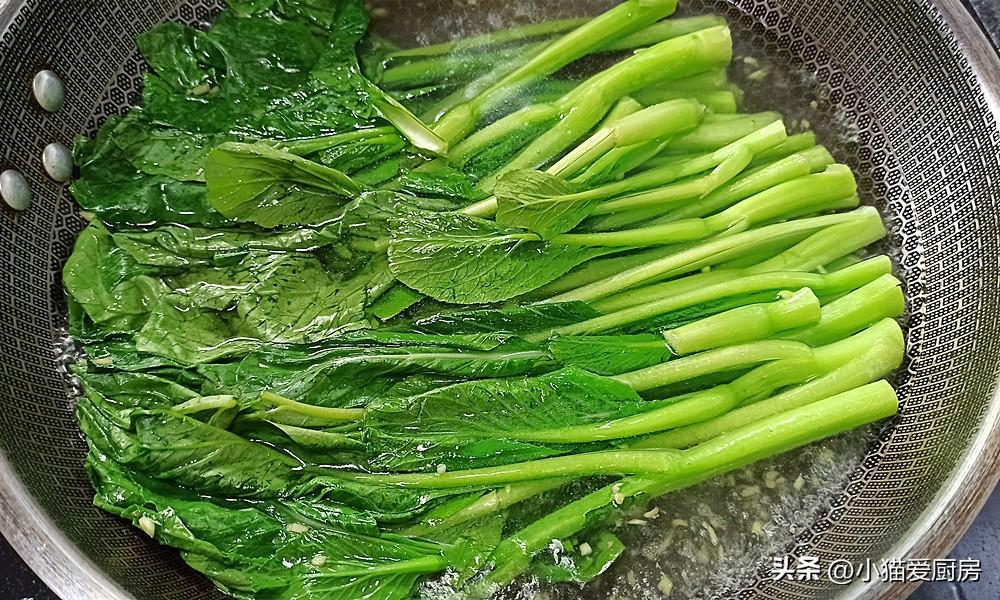 图片[8]-【白灼姜味菜心】做法步骤图 清脆爽口 过年做来解腻吃-起舞食谱网