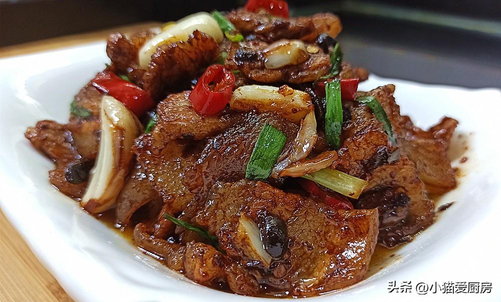 图片[2]-【大蒜炒肉】做法步骤图 那种浓浓的蒜香味道 特别味美-起舞食谱网