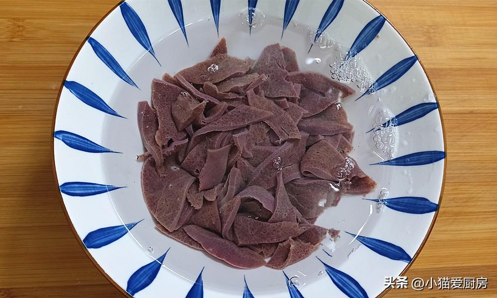 图片[5]-【小白菜猪肝汤】做法步骤图 营养味美无腥味 特别好喝-起舞食谱网