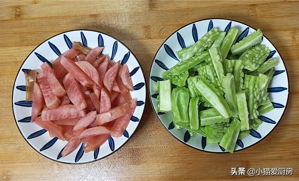 图片[6]-【苦瓜鸭肉汤】做法步骤图 营养味美 夏季食用非常适合-起舞食谱网