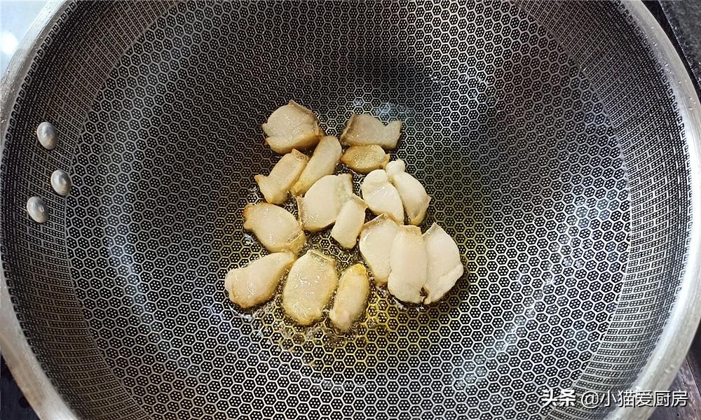 图片[7]-【白萝卜烧肉】做法步骤图 制作简单 成菜鲜甜入味开胃好吃老-起舞食谱网