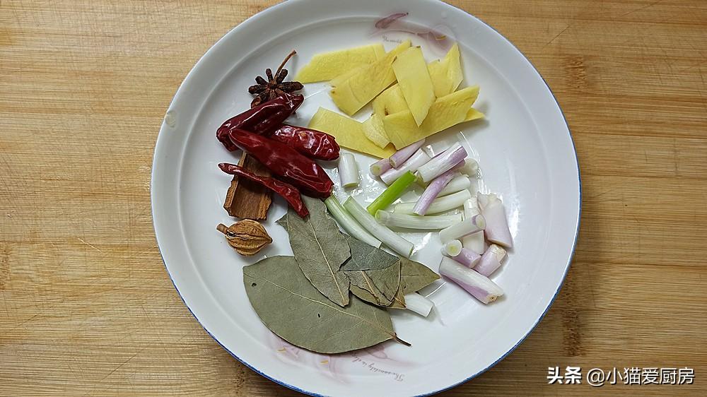 图片[5]-【菠萝红烧肉】做法步骤图 清香味浓 肥而不腻-起舞食谱网