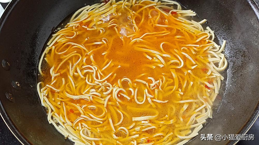 图片[11]-【酸汤海鲜菇干豆腐丝】做法步骤图 10分钟做好 酸辣开胃汤汁都-起舞食谱网