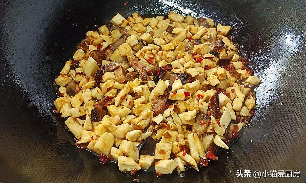 图片[8]-【蔫萝卜炒腊肉】做法步骤图 放点腊肉简单一炒 口感和味道都-起舞食谱网