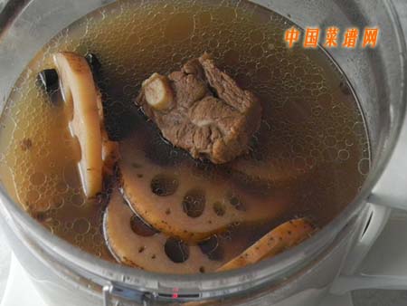 图片[8]-灵芝莲藕排骨汤的做法,灵芝莲藕排骨汤怎么做-起舞食谱网