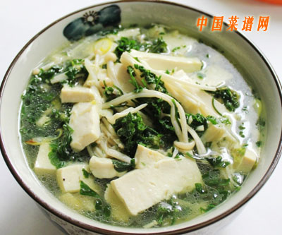 荠菜金针豆腐汤