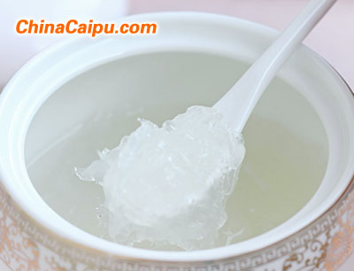 图片[1]-冰糖炖燕窝的做法 冰糖炖燕窝怎么做-起舞食谱网