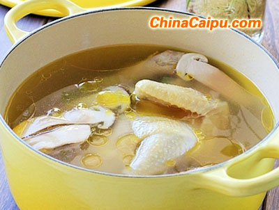 图片[1]-松茸鸡汤的做法,松茸鸡汤怎么做-起舞食谱网