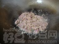 茶树菇闷鸭肉